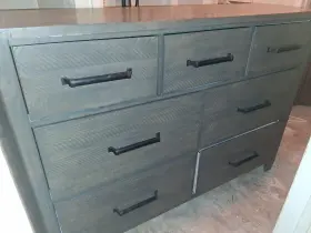 B617-31 Ashley Furniture Gray 7-drawer Wood Dresser Freestanding 60x17.9x41.7 Inch