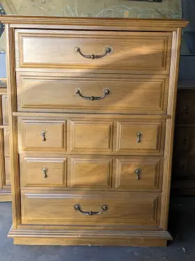 1089-237 Bassett Furniture 5-drawer Dresser Chest 48 Inch X35 X19 Solid Wood