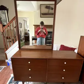 Drexel 801-120-2 Mid-century Modern Walnut Finish Dresser With Mirror 6 Drawers Model