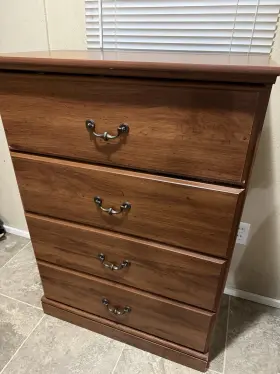 Dw26520 Mainstays 4 Drawer Walnut Dresser - Brown