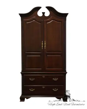 10111-342 Thomasville Furniture Collectors Cherry Traditional Style 43 Inch Pediment Cloth
