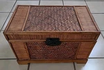 Wonderful Classic Wood/rattan Chest W/latch, Clean, Elegant (E7). Fixed Price $34.13.